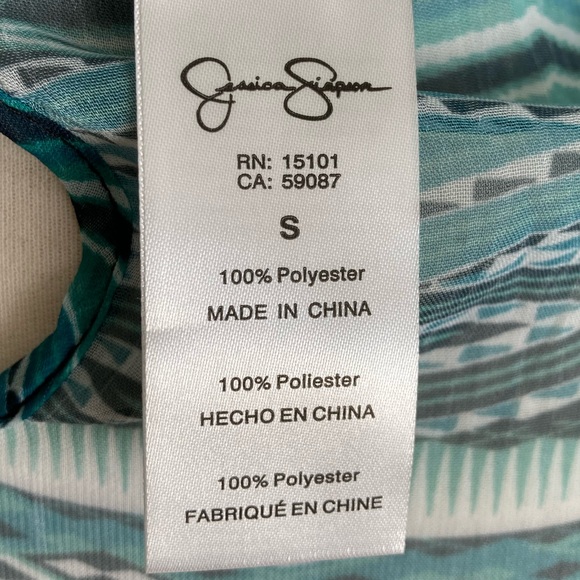 Jessica Simpson beach cover up - Picture 9 of 10